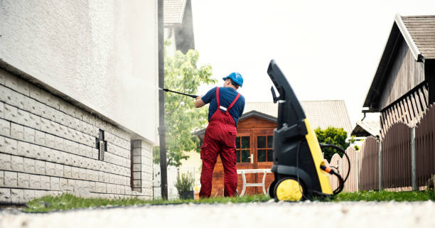 Playground Equipment Cleaning in Breckenridge, MI